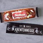 Krentenwegge met logo in doos